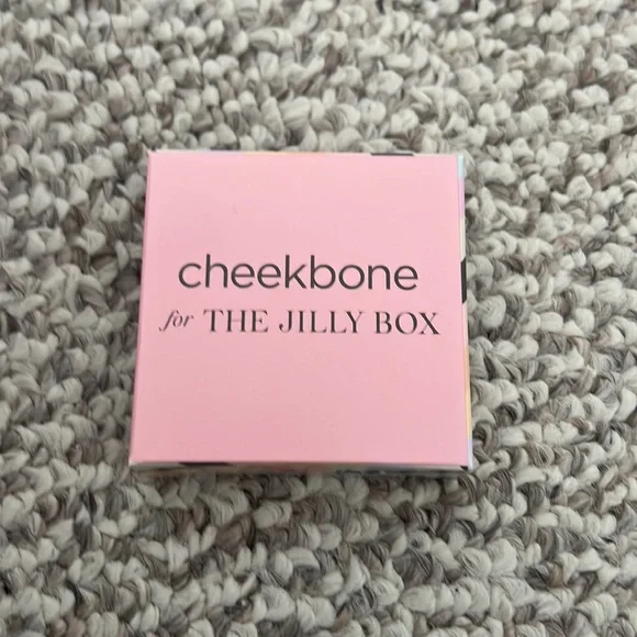 NWT Jilly Box Spring 2025 Bundle - Picture 4 of 10